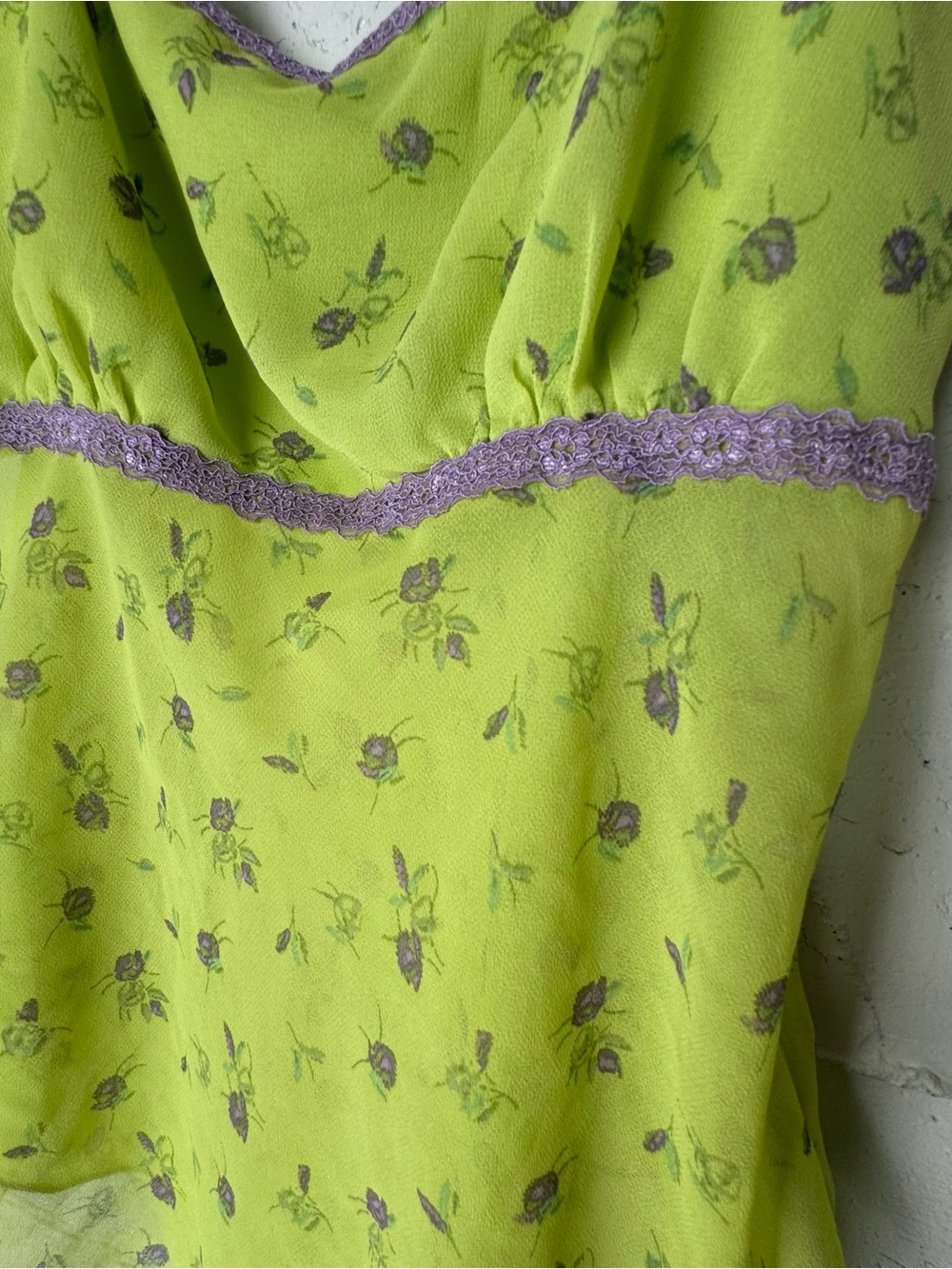 Urban Outfitters UO Tati babydoll lime Floral Cami Top fairycore handkerchief M - Picture 3 of 9